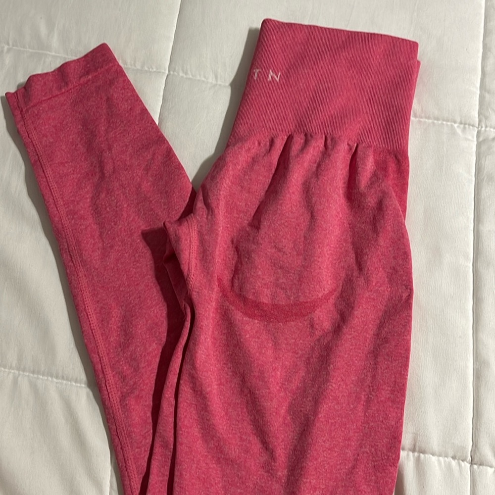 nvgtn contour seamless leggings